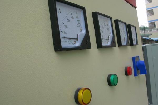 泗水配电柜-3683讲讲配电柜注意事项